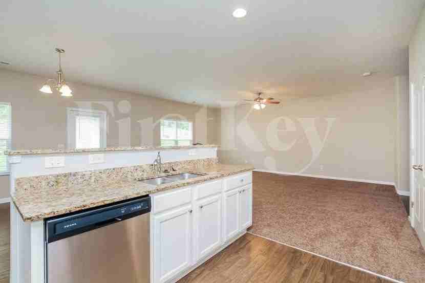 8402 Paw Valley Ln - Photo 6 of 15