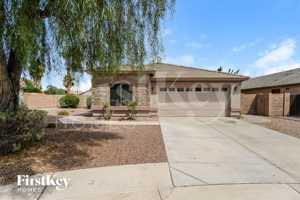featured image of 653 S Parkwood