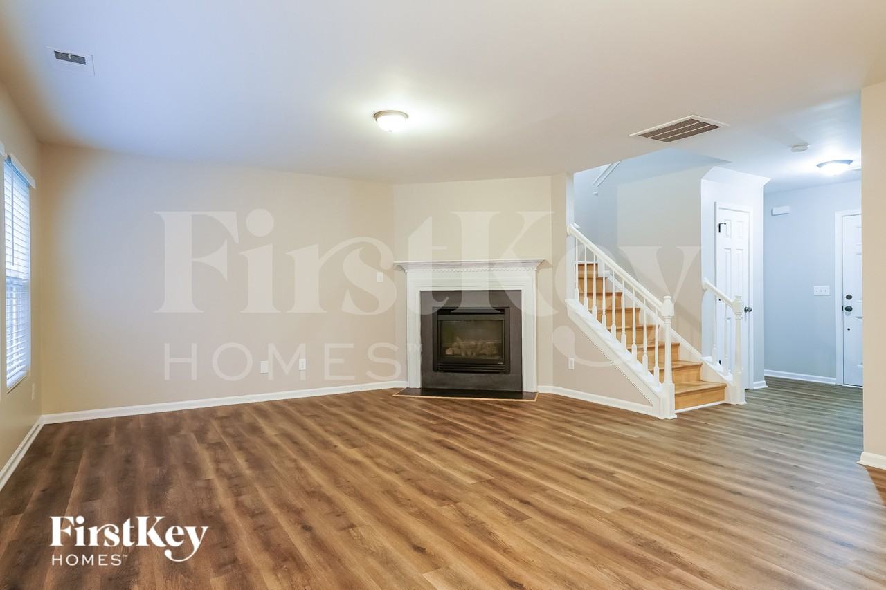 5900 Ricker Rd - Photo 2 of 16