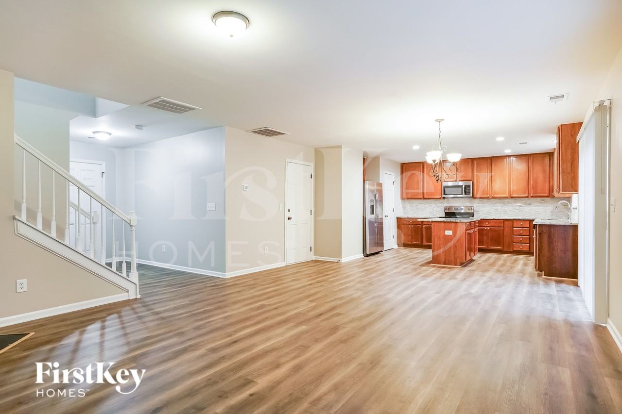 5900 Ricker Rd - Photo 4 of 16