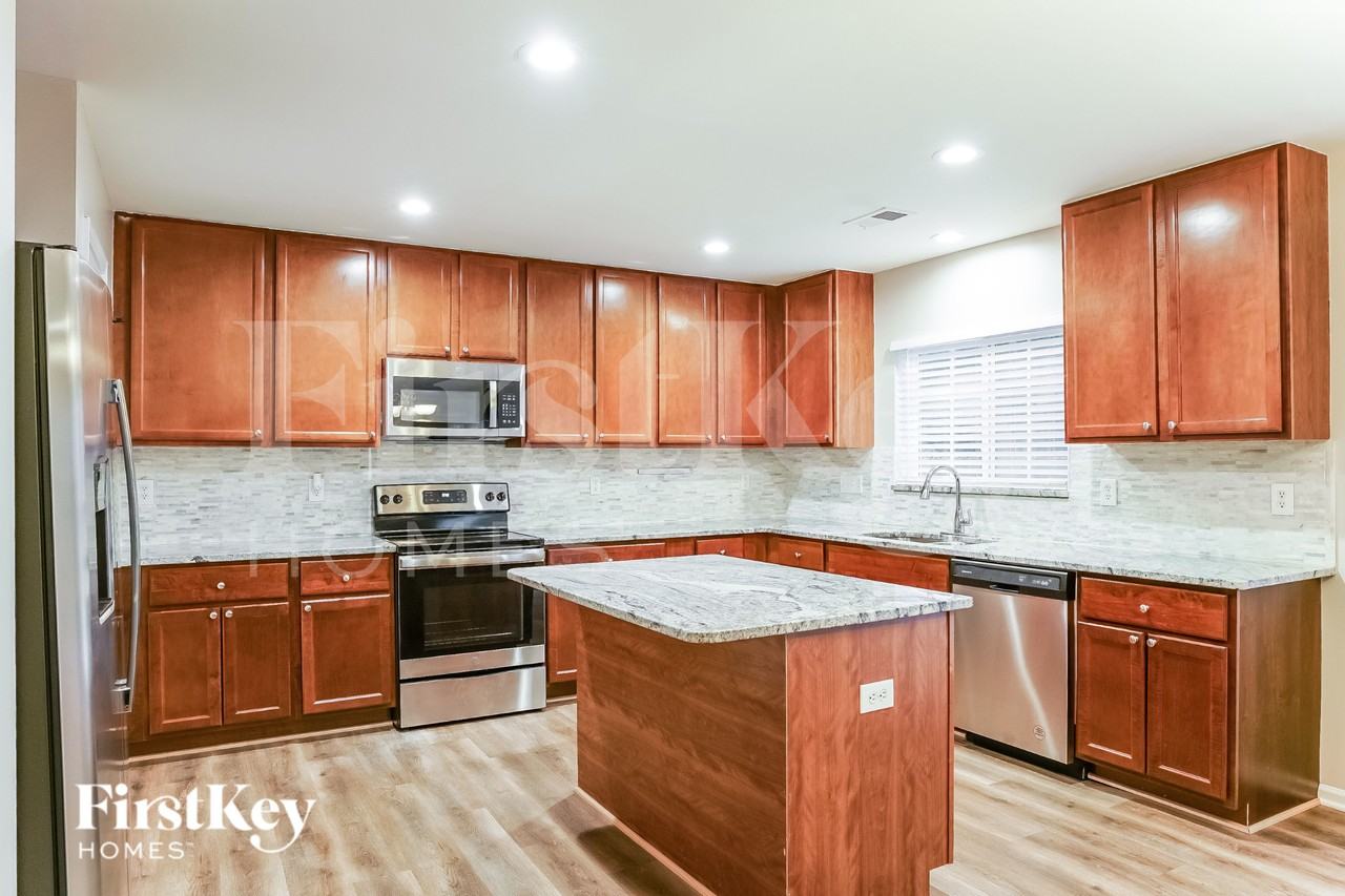 5900 Ricker Rd - Photo 6 of 16