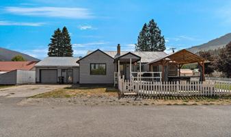featured image of 117 S Eighth St #1