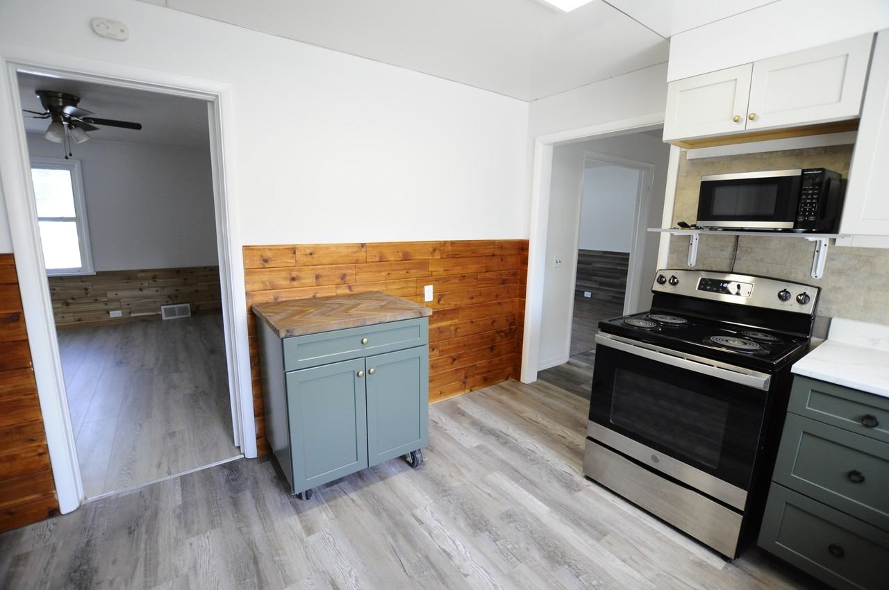 117 S Eighth St #1 - Photo 4 of 10