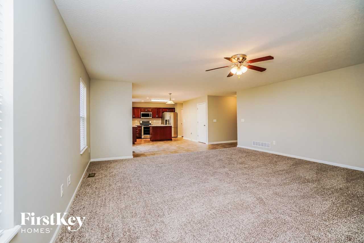188 Red Oak Ct - Photo 2 of 15