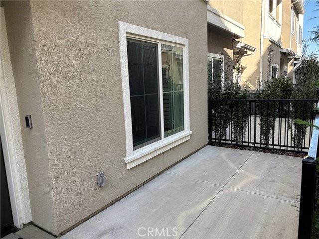 1395 Reliance - Photo 4 of 8
