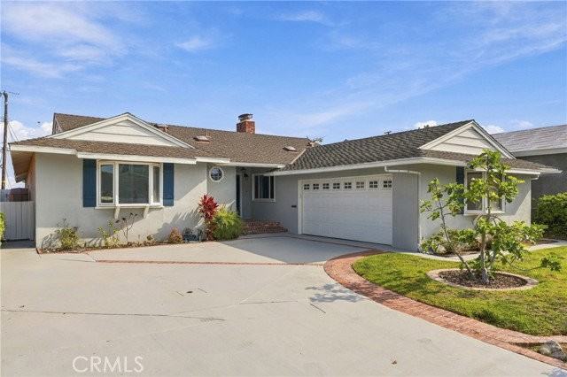 5409 Paseo De Pablo - Photo 2 of 8