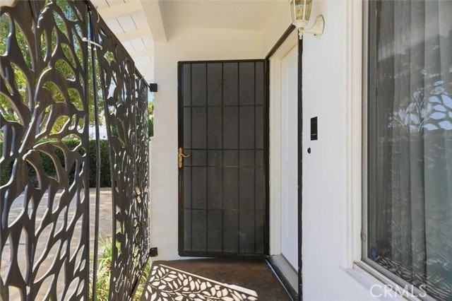 22209 Denker Ave - Photo 7 of 8