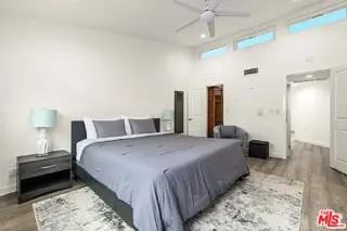 1443 25th St #4 - Photo 5 of 8