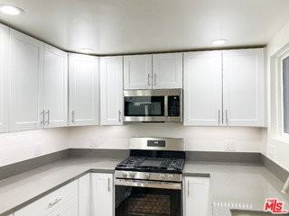 1249 23rd St #A - Photo 6 of 8