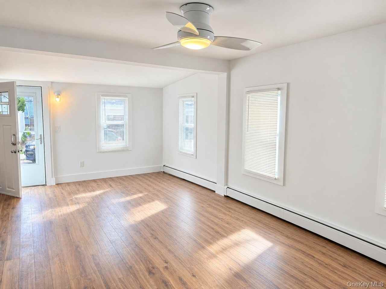 93 New Hampshire St - Photo 4 of 15
