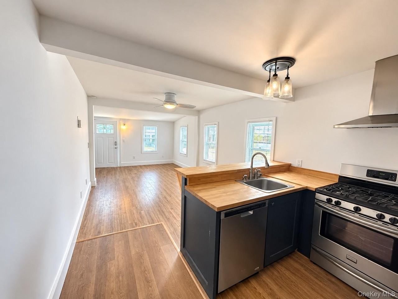 93 New Hampshire St - Photo 7 of 15