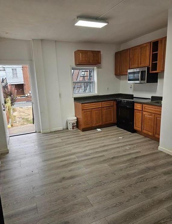 831 N Jordan St - Photo 2 of 6