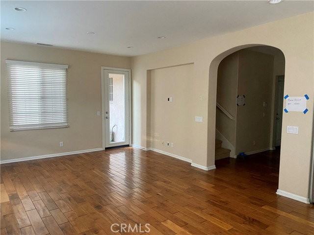 10 Iceberg Rose - Photo 3 of 4