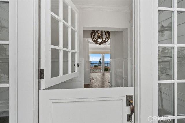 4 S Stonington Rd - Photo 3 of 8