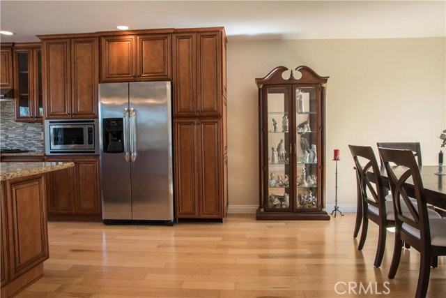 6017 E La Paz Way - Photo 7 of 8