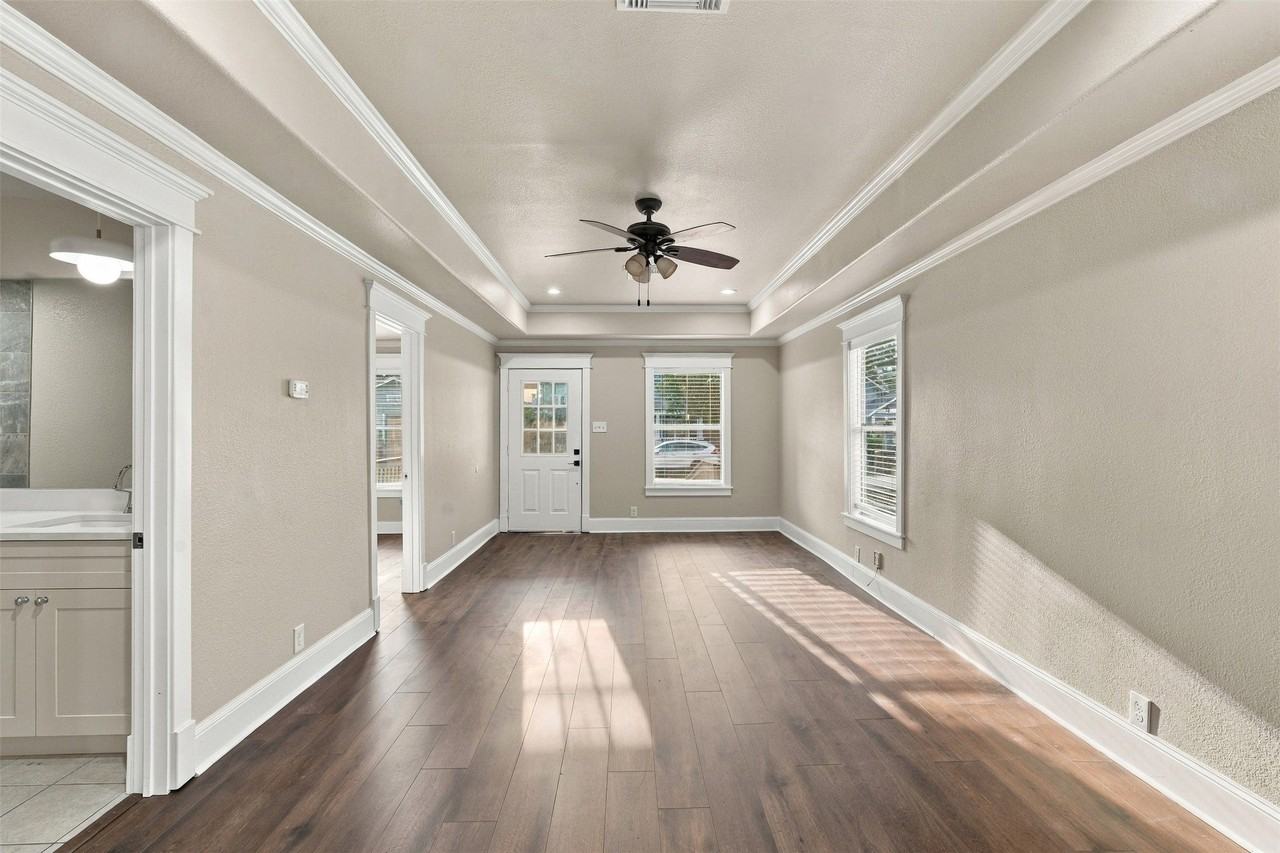1204 Cordell St - Photo 2 of 12