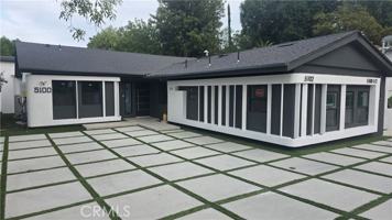 featured image of 5100 Fallbrook Ave