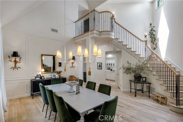 4223 Gentry Ave - Photo 5 of 8