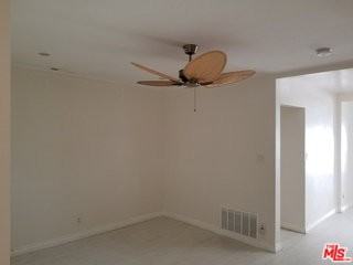 11059 Califa St - Photo 5 of 8