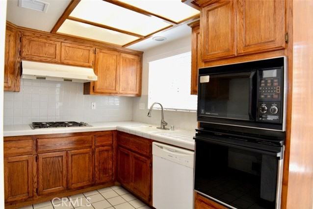 748 W Naomi Ave #A - Photo 7 of 8