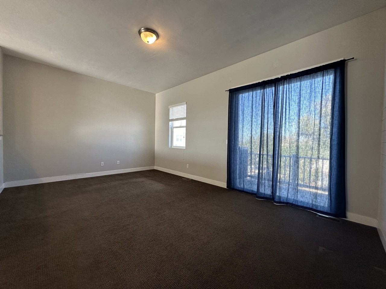 1011 W Painted Horse Ln #1 - Photo 5 of 23