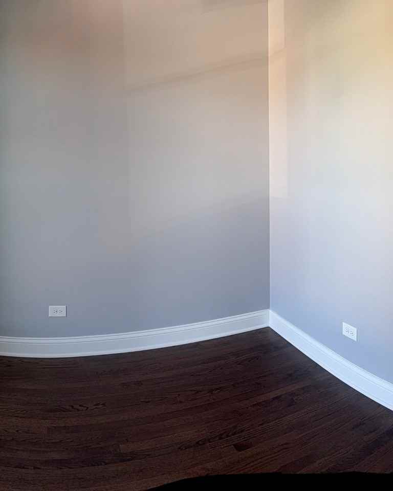 2427 N Lowell Ave - Photo 6 of 8