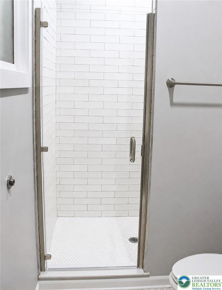 315 Northampton St ##2 - Photo 5 of 6