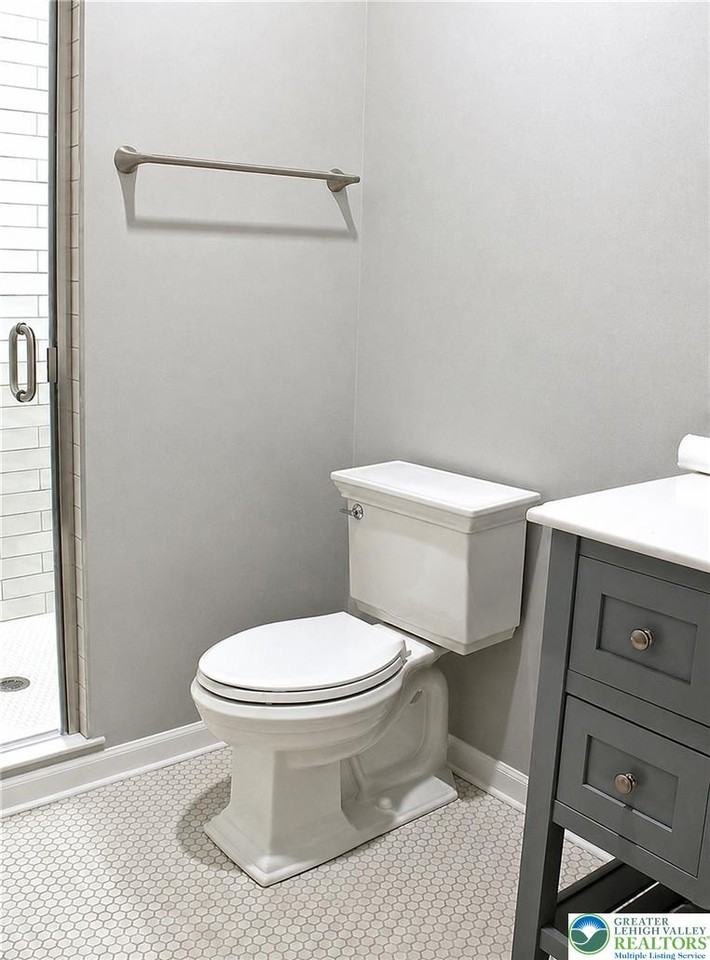 315 Northampton St ##2 - Photo 6 of 6
