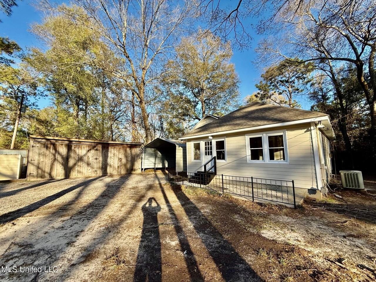 13651 E Wortham Rd - Photo 3 of 28