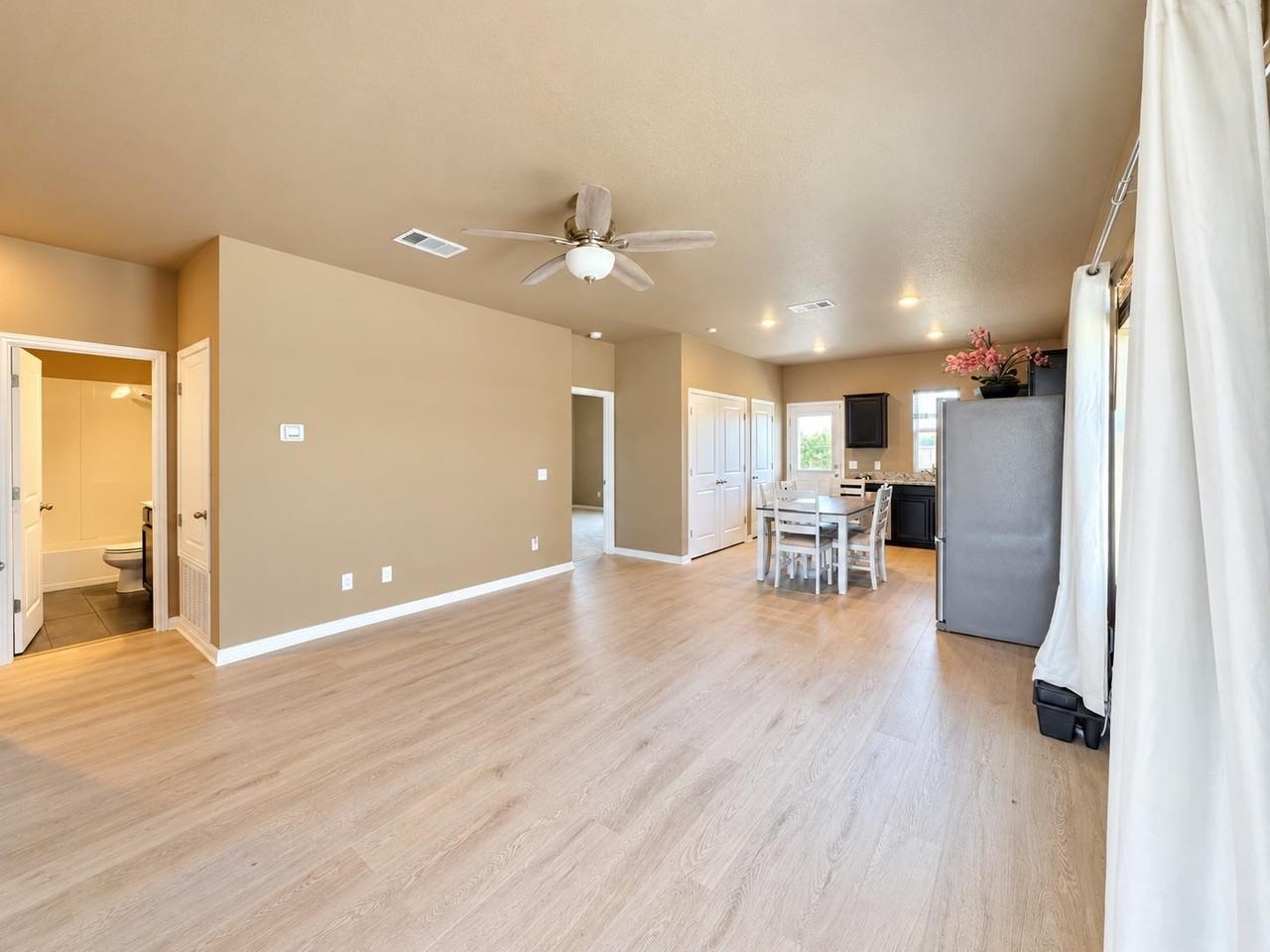 17821 Shafer Dr - Photo 6 of 27