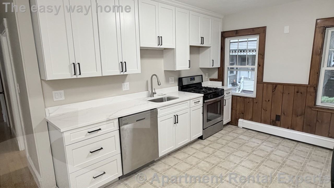 125 Allston St - Photo 2 of 16