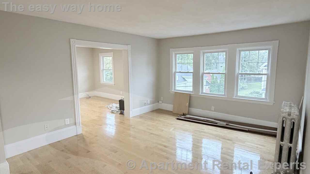 125 Allston St - Photo 6 of 16
