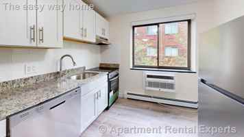 featured image of 15 Chester St #27