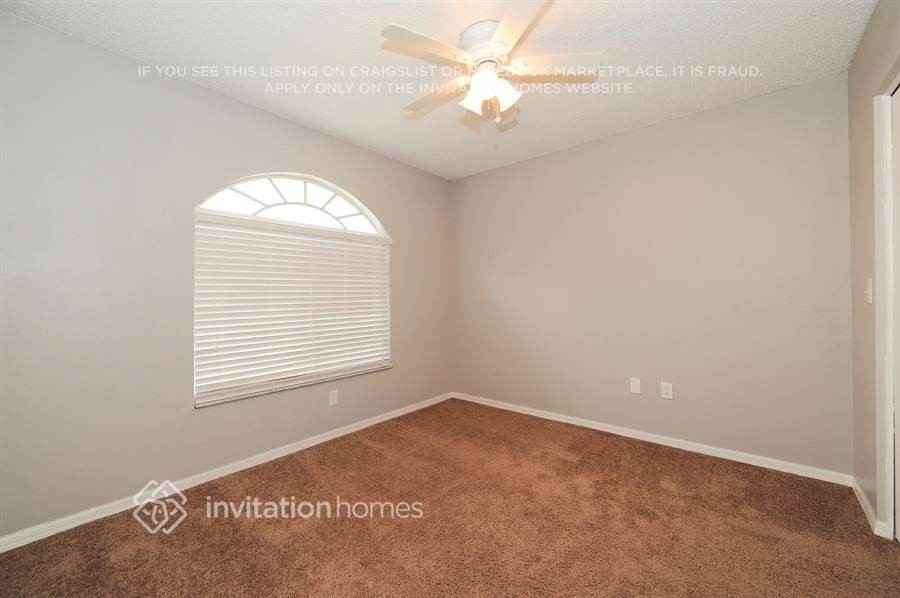 10808 Wrigley Ct - Photo 6 of 13