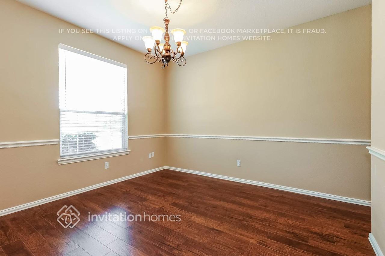 5204 Selago Dr - Photo 6 of 21