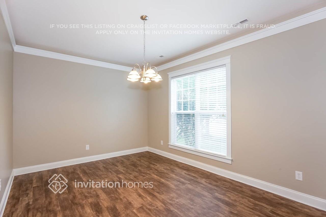 110 E Decatur Ave - Photo 5 of 19