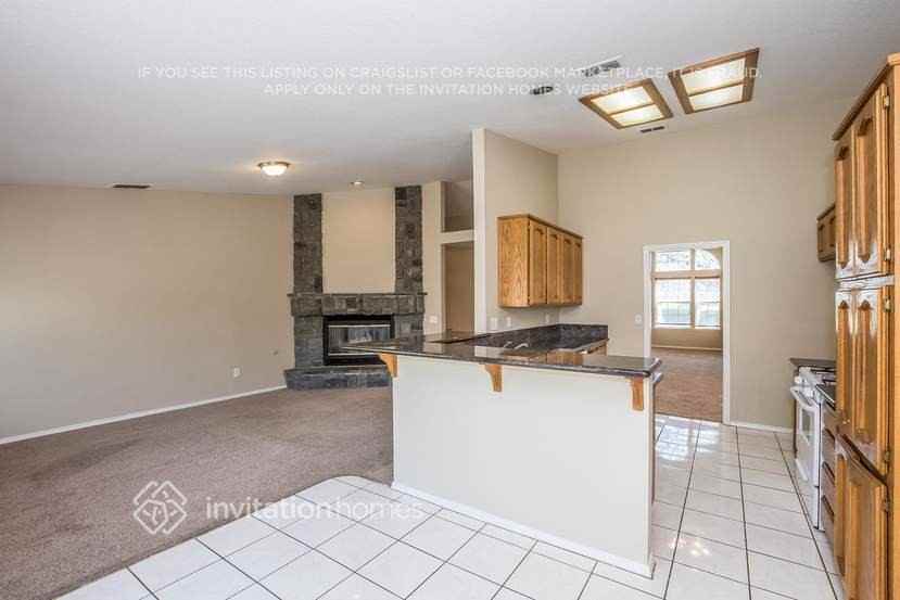 8767 Hollowstone Way - Photo 5 of 17