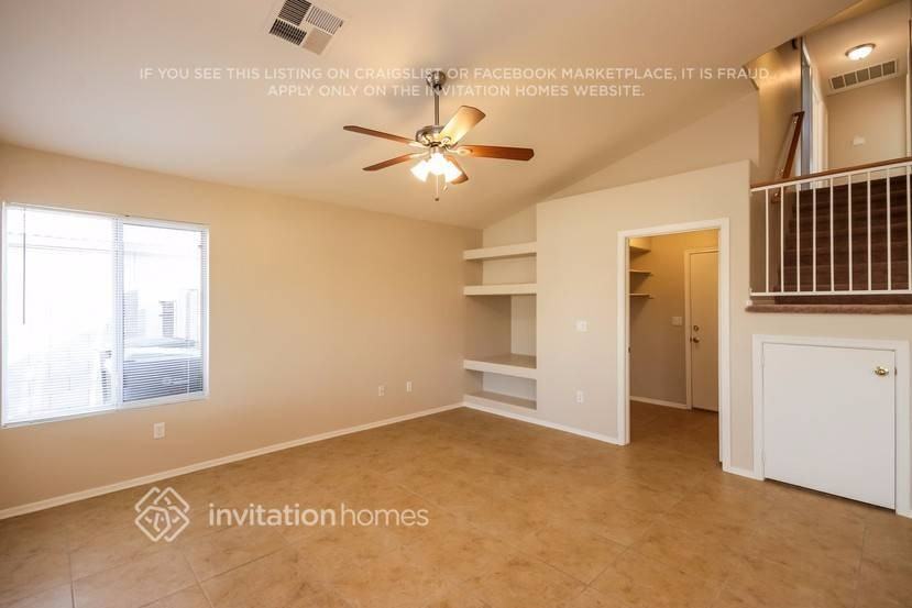 2638 S Raven - Photo 4 of 22