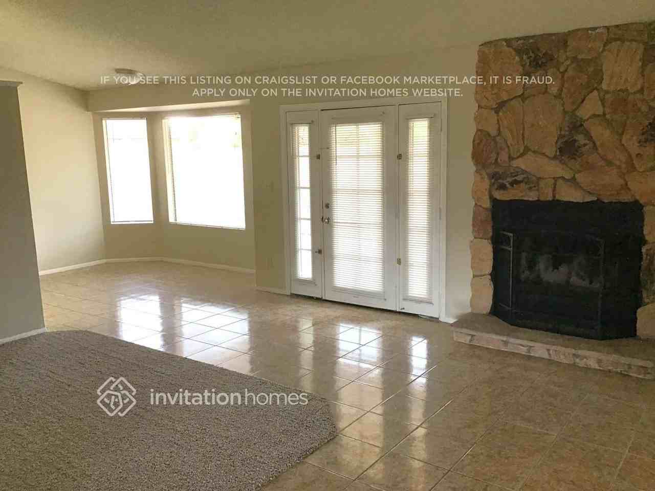 17614 N 42nd Ln - Photo 3 of 9