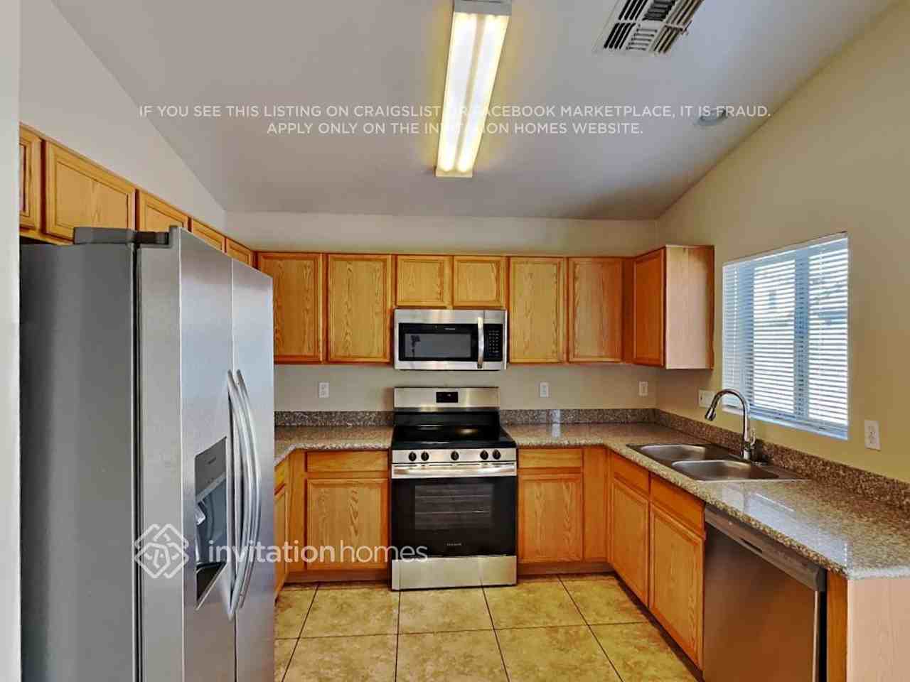 12614 W Ash St - Photo 5 of 19