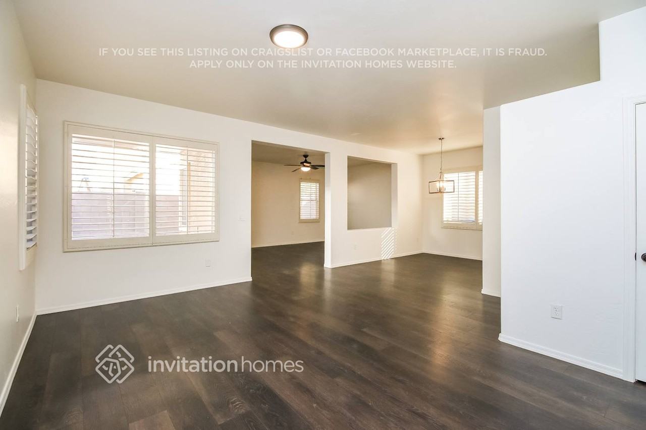 8740 E Kiowa Ave - Photo 2 of 16