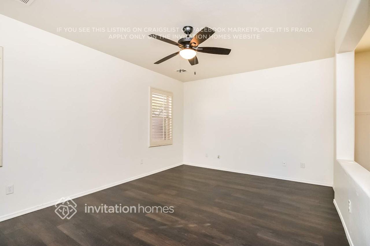 8740 E Kiowa Ave - Photo 6 of 16