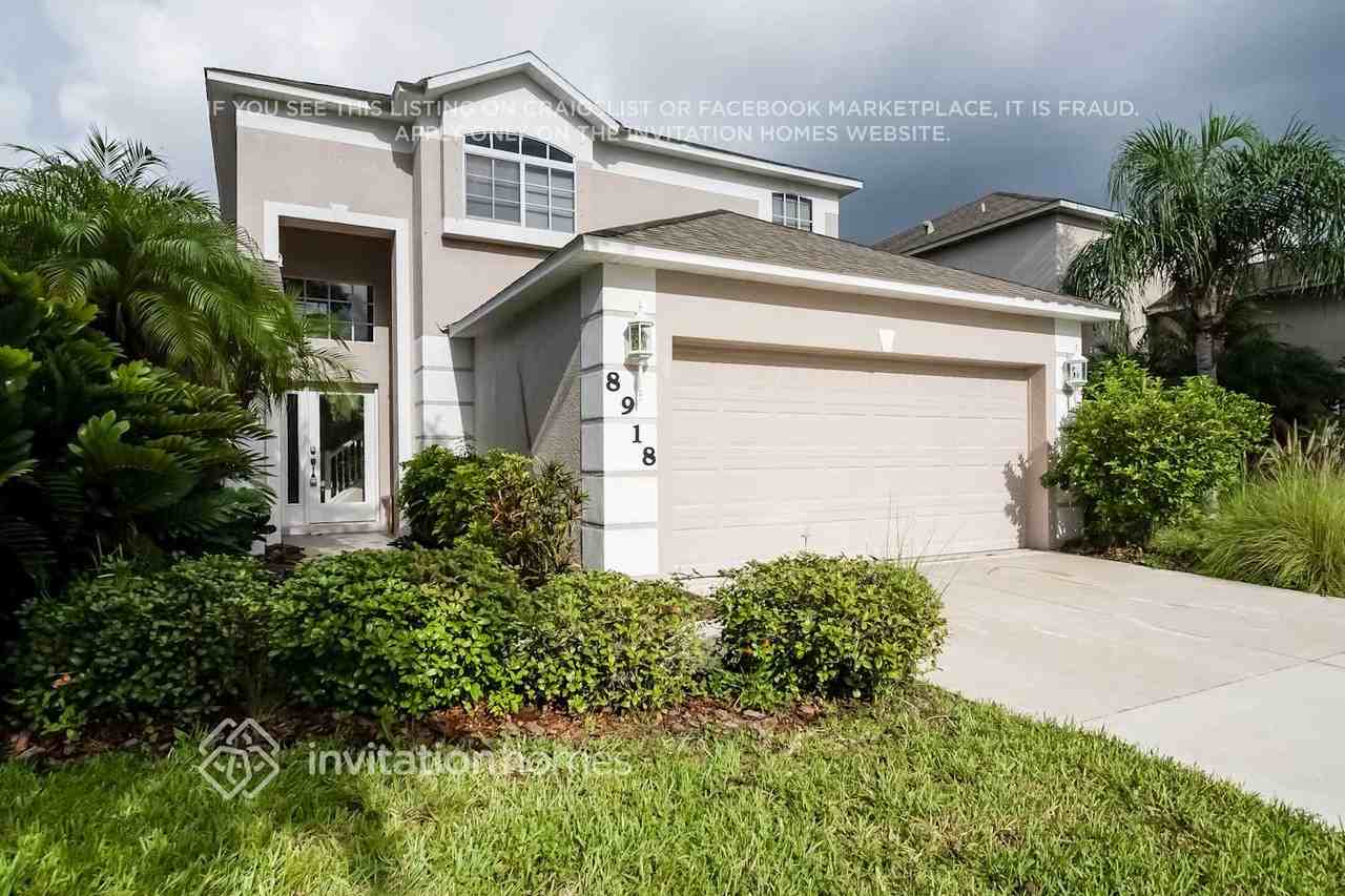 8918 Founders Cir - Photo 2 of 19