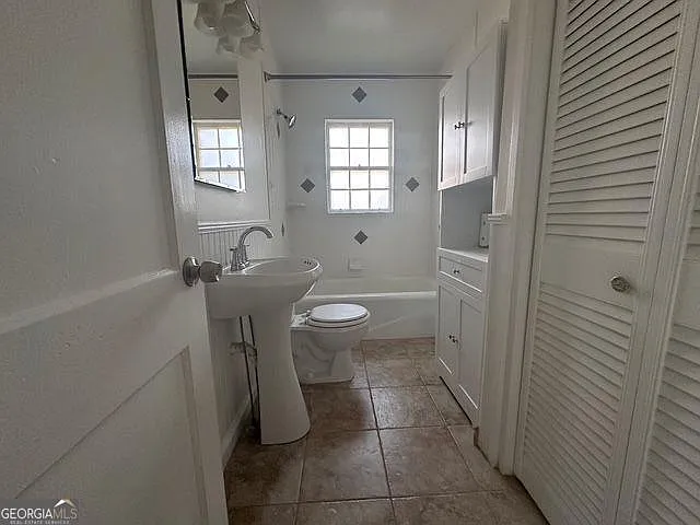 1368 Marston St Se #1 - Photo 2 of 12