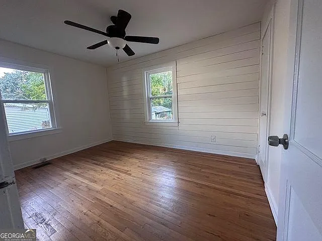 1368 Marston St Se #1 - Photo 3 of 12