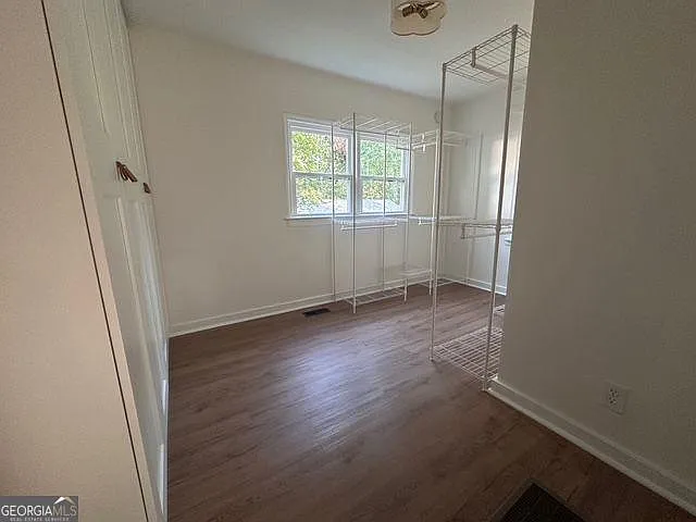 1368 Marston St Se #1 - Photo 4 of 12