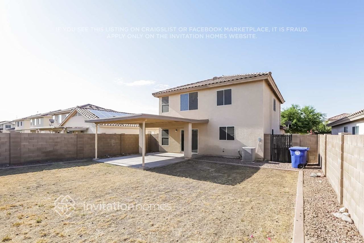 11718 W Laurel Ln - Photo 7 of 8