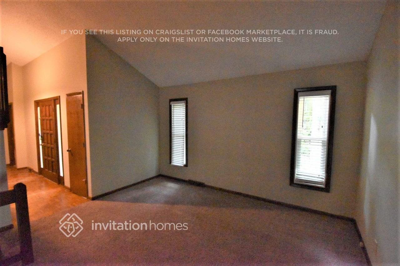 306 Kingsley Dr - Photo 2 of 13