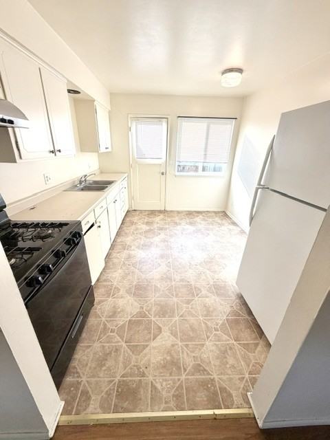 400 S Rose St #A001 - Photo 4 of 11