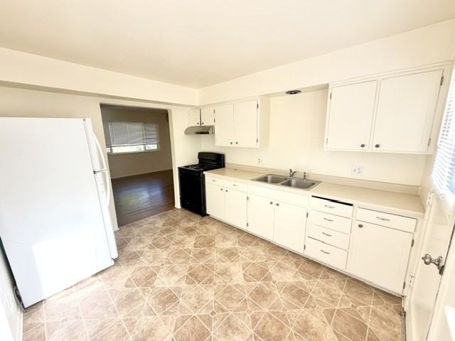 400 S Rose St #A001 - Photo 5 of 11